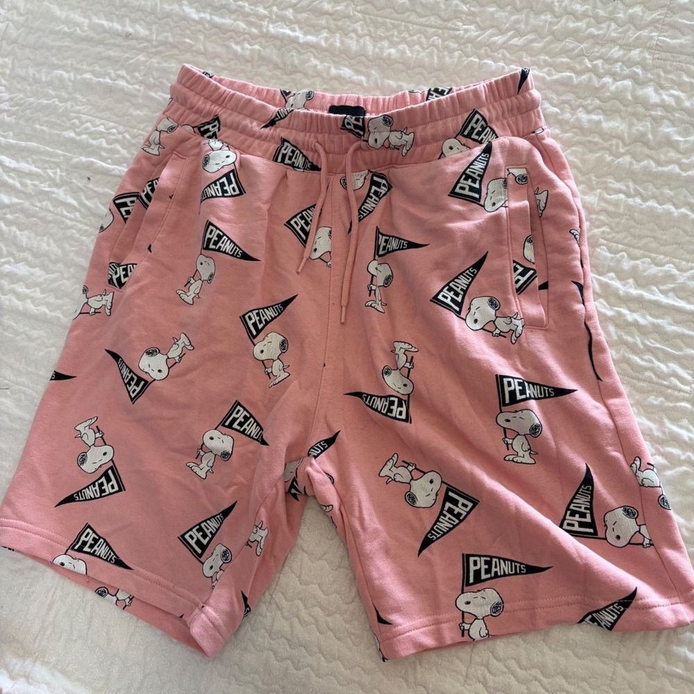 H&M Peanuts Snoopy Pink Shorts Loungewear Mens Medium